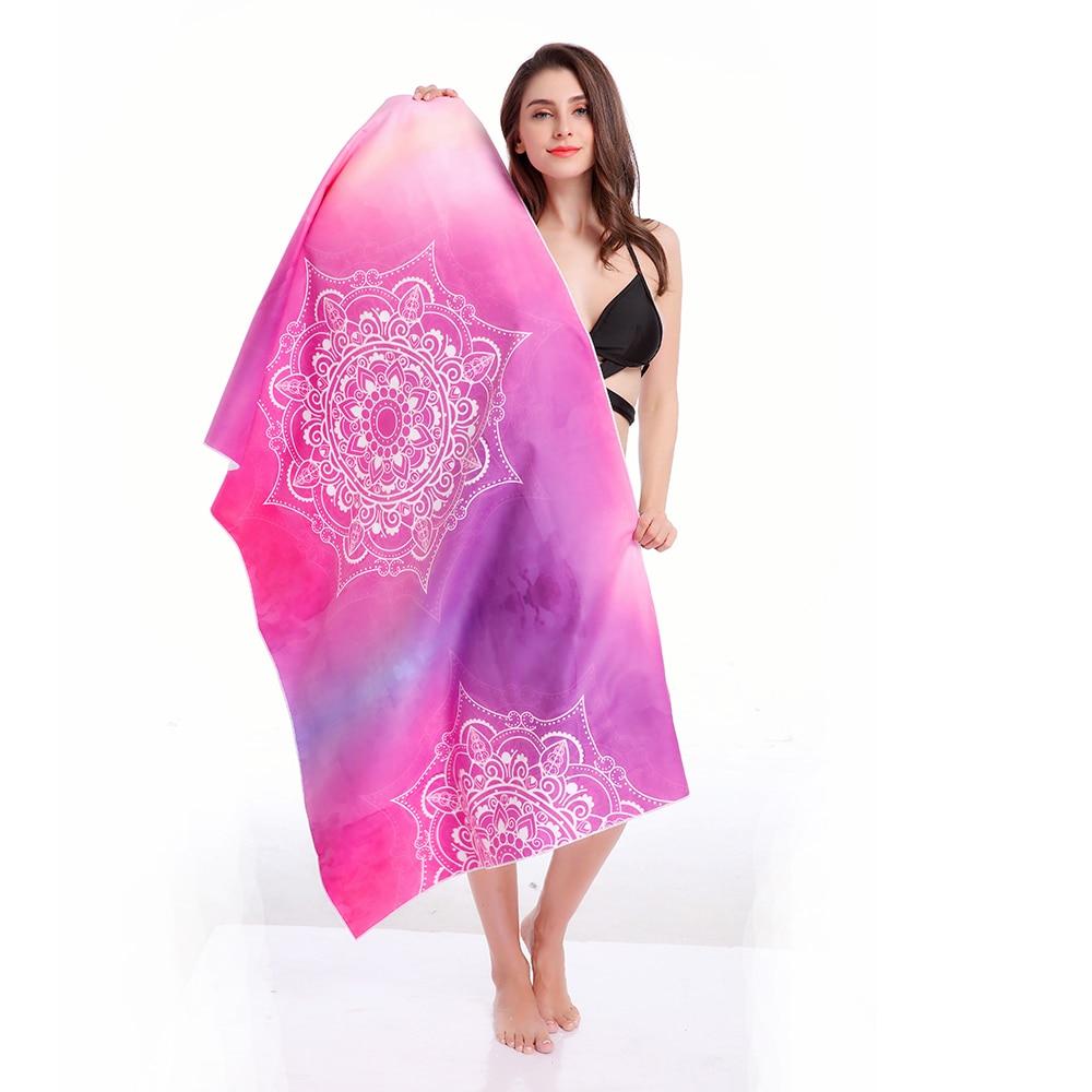 Grande serviette<br>de plage transcendante